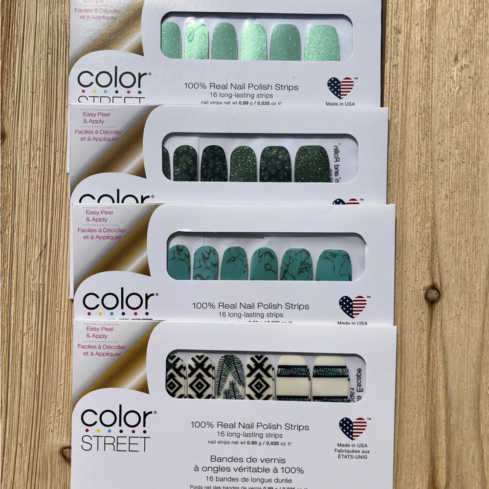 Color street nail polish strips 4-sets